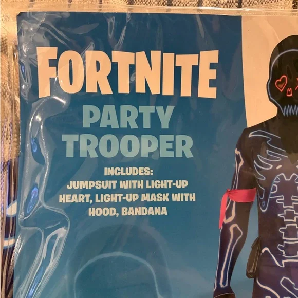 Fortnite Party Trooper Costume - Black and Blue - Spirit - Picture 3 of 4